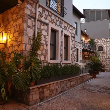 Comfortable Flat With Jacuzzi Near Hadrian's Gate Antalya